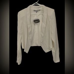 NWT Ashley By 26 International Lightweight Off-White Blazer Large